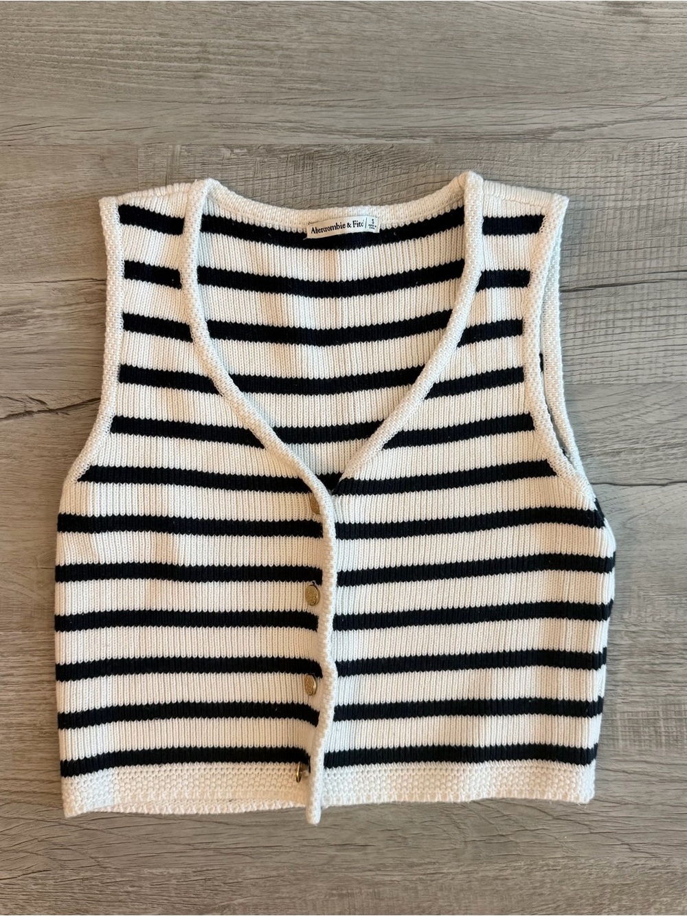 Abercrombie & Fitch Women's Navy and White Striped Sweater Vest